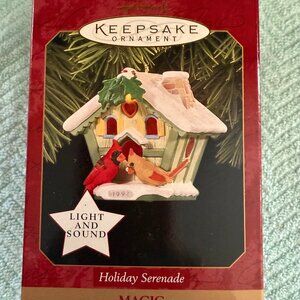 Vintage Hallmark Keepsake Holiday Serenade Birdhouse Ornament